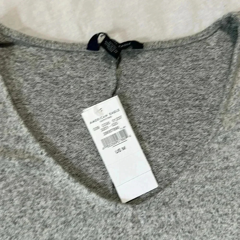 American Eagle Medium Oversized long sleeve super soft Gray NWT - Picture 2 of 5